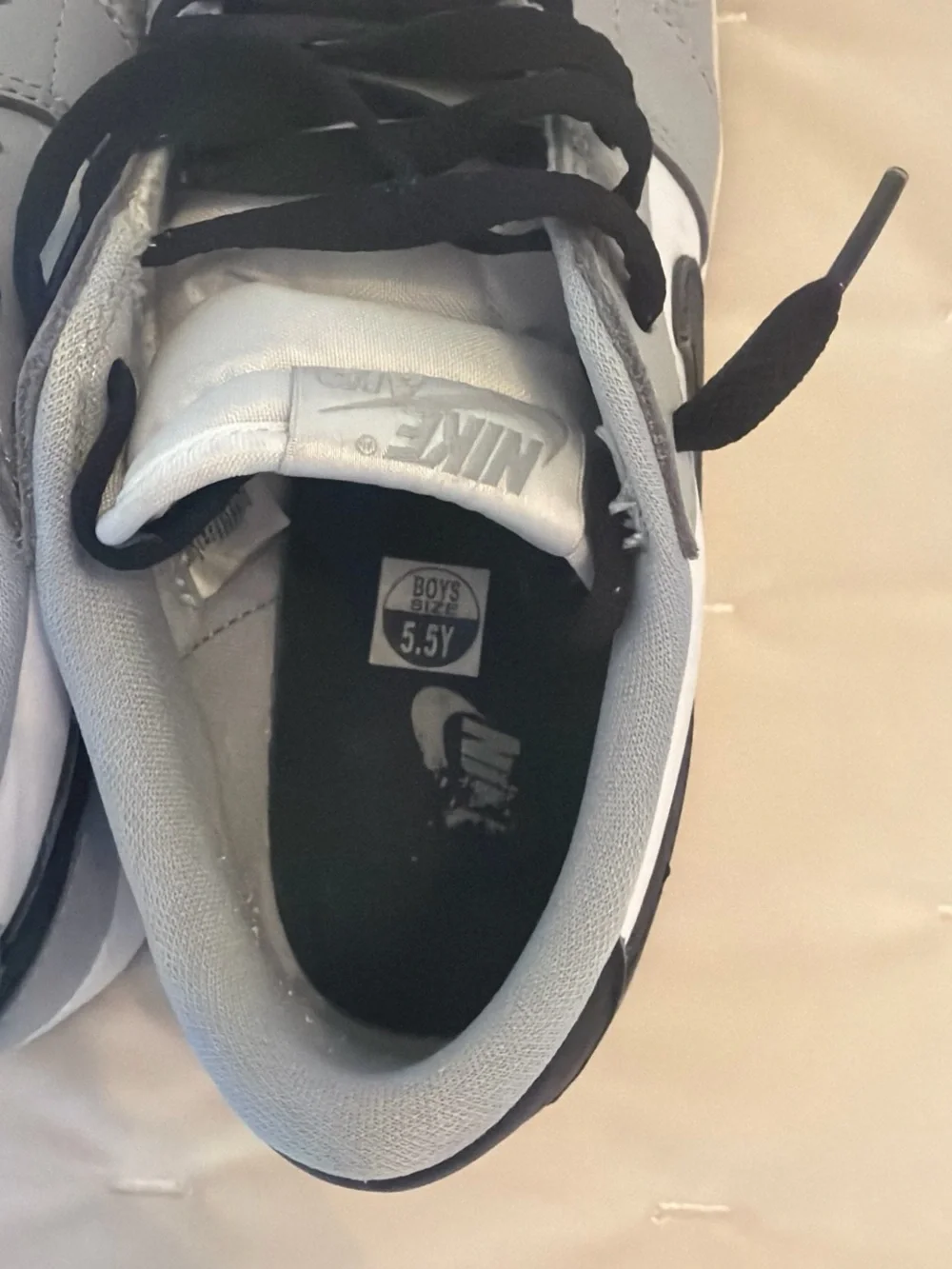 Nike Low-Top Sneakers in White, Light Gray and Black
